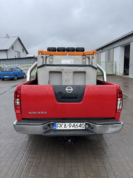 Samochód Nissan navara