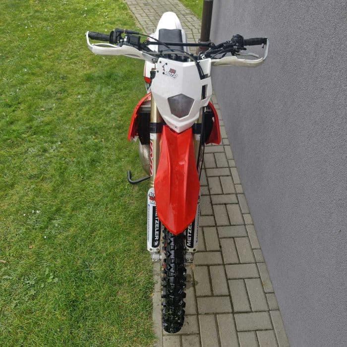GASGAS EC250 218   KTM Husqvarna Beta Sherco Rieju 300 250