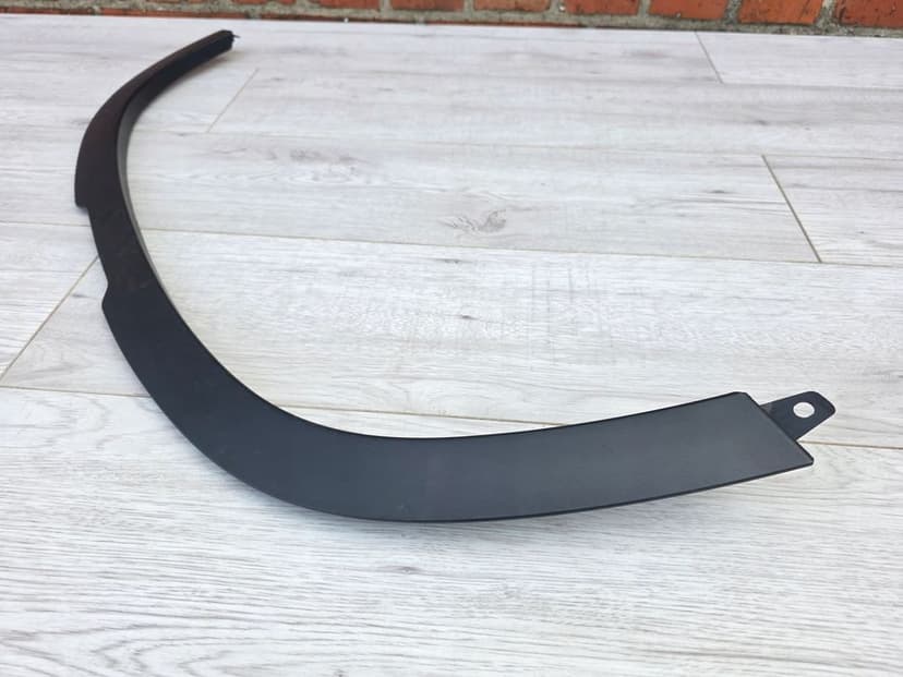 listwa błotnika tył tylna lewa land rover defender l663 ii l8b2-286d03-a