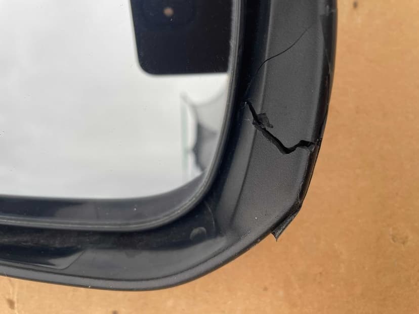 Lusterko prawe Toyota Hilux chrom 9PIN