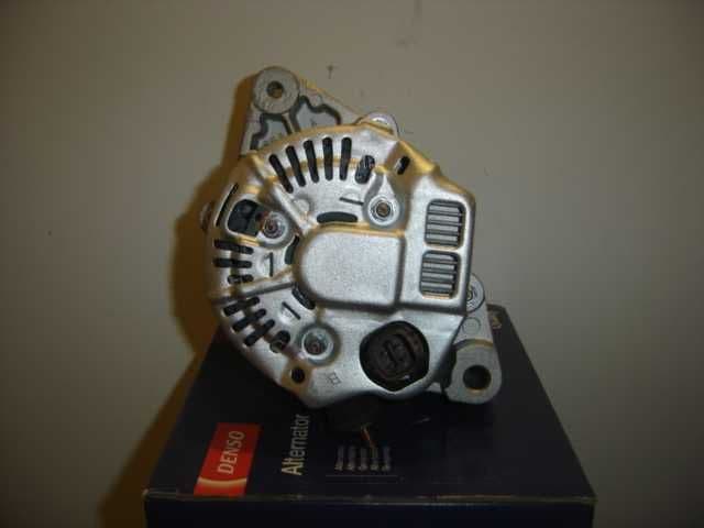 Alternator Toyota Hilux 2.5 D4D    Hiace 2.5D   Land Cruiser 3.0 D-4D