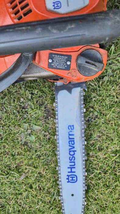 Pilarka Husqvarna 236