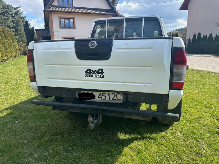 Zdrowy Nissan Navara 2.5 TDI 2007r 4x4 reduktor klimatyzacja