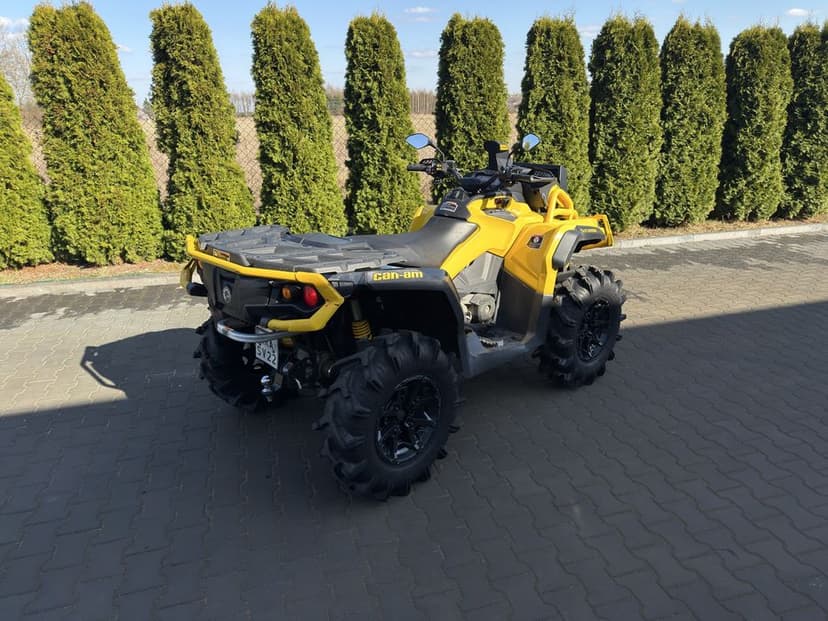 Can am Outlander MAX 1000r XMR