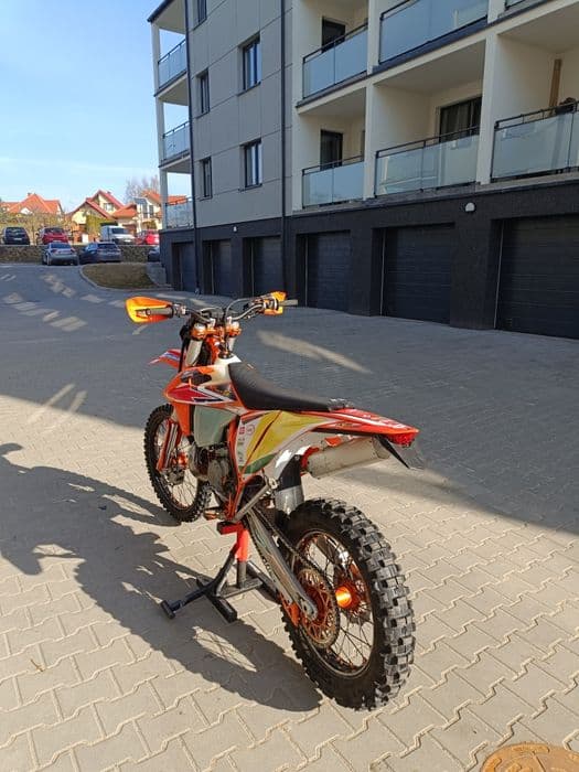 KTM EXC 300 Six Days 2022 bez homologacji