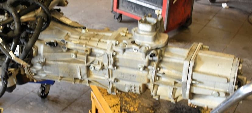 Skrzynia Biegów Land Rover Defender 2,2 90 Puma 2013 Rok