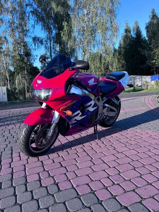 Honda CBR 900RR FireBlade