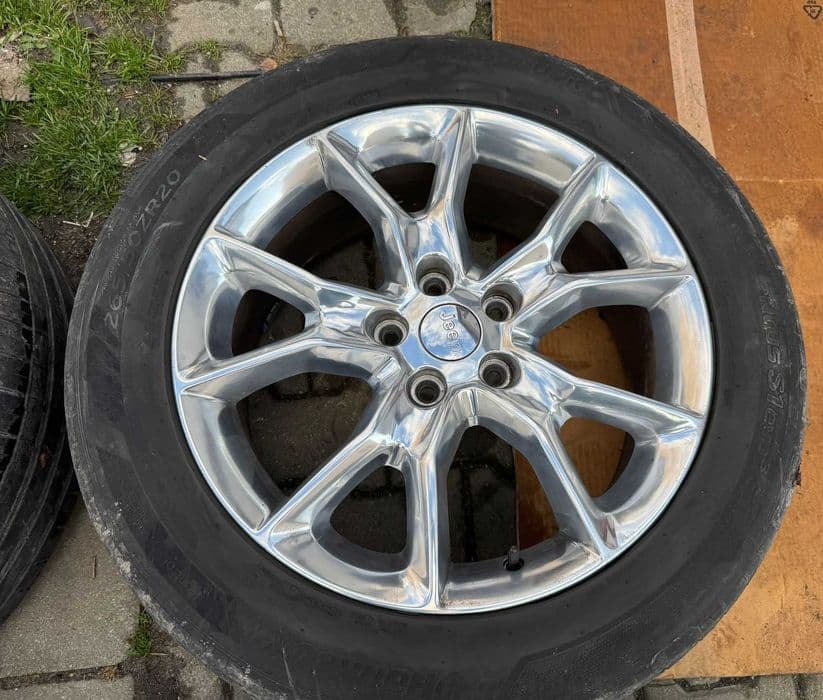 Koła aluminiowe Jeep Grand Cherokee wk2 r20