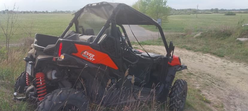 Quad Buggy Can-AM Maverick 800iV 2019r z Francji