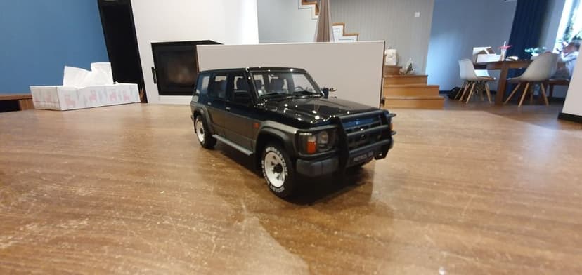 Nissan Patrol GR Y60 (1992) 1:18 Otto OT993