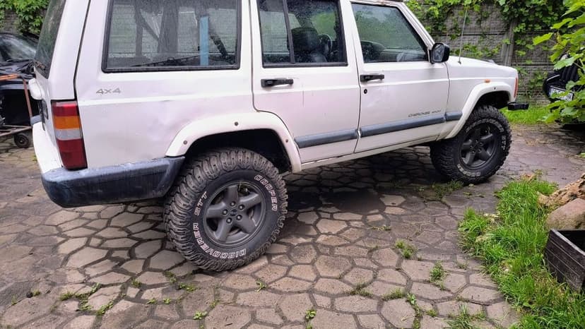 Lift zawieszenia Jeep Cherokee xj Ironman