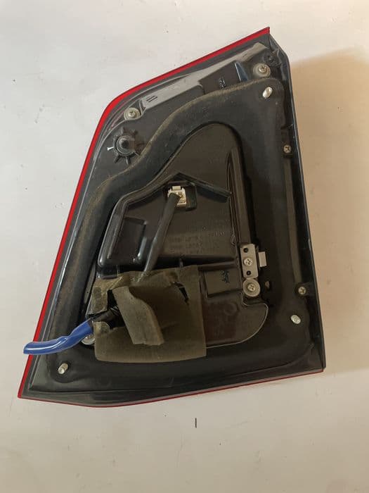 Toyota Land Cruiser 200  J200 / lampa lewa tylna tył / ORG.