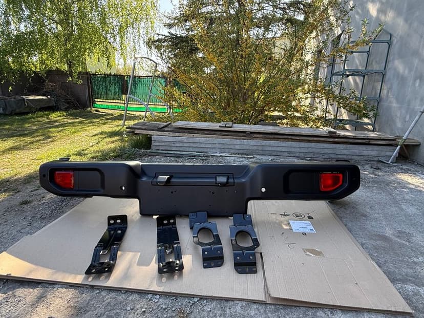 Zderzak przedni i tylny Jeep Wrangler Rubicon JL 2025