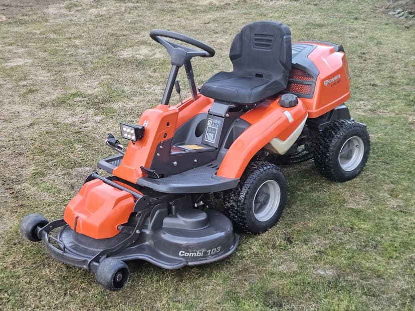 Traktorek kosiarka Husqvarna Rider R216 AWD/4x4/2018r