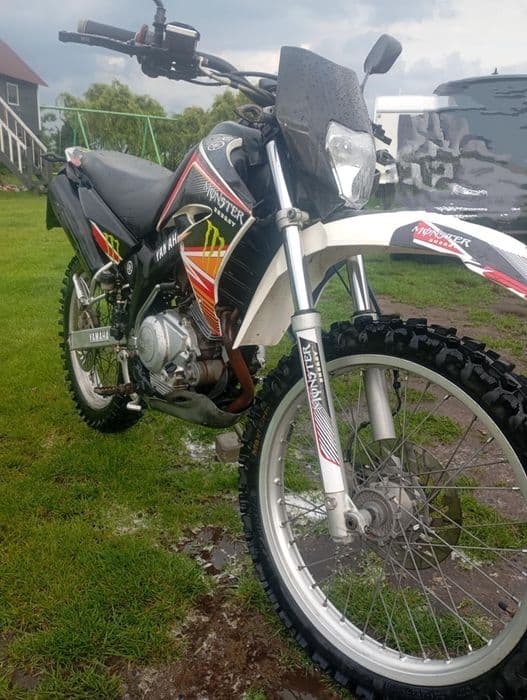 Motocykl Yamaha XT 125