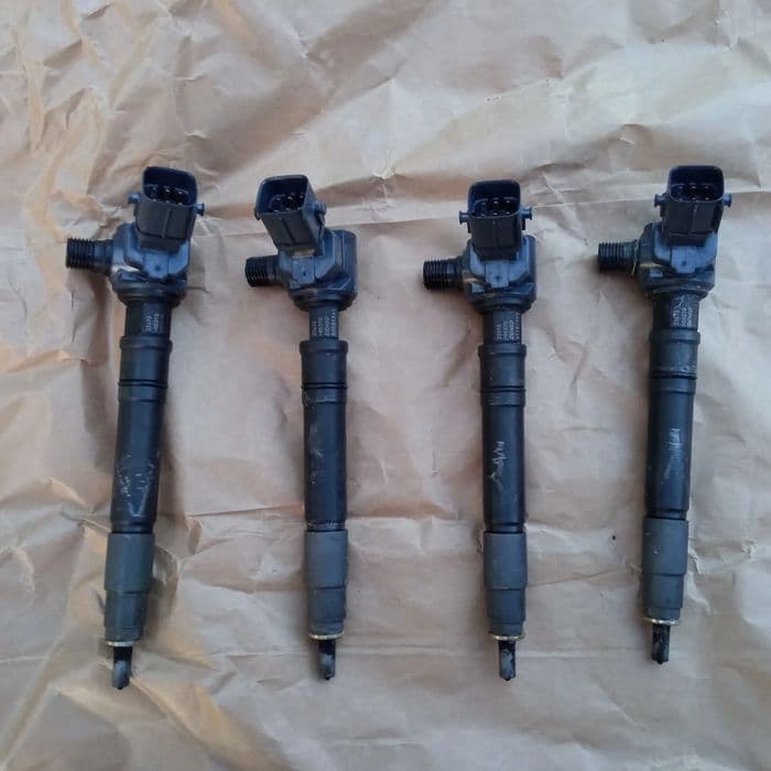 toyota hilux 2.4 wtryski d-4d  2021 rok