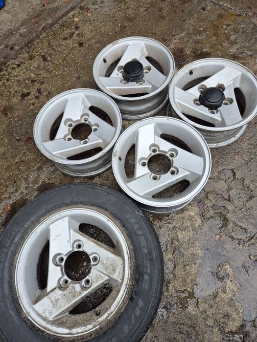 Felgi aluminiowe Suzuki Jimny 15 zapasówka alufelgi Vitara Niva