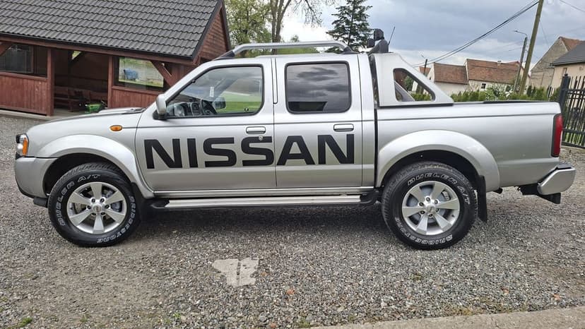 Nissan Navara Pickup 4x4