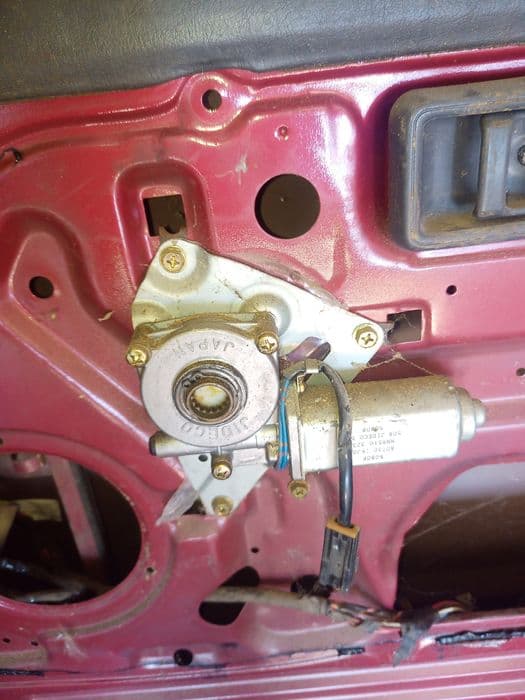 Drzwi Nissan Patrol y60 3d prawe