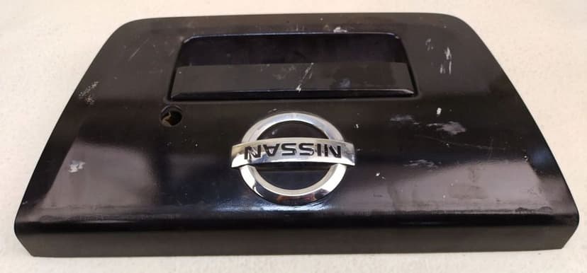 nissan navara d40 zamek klamka maskownica burty tylnej