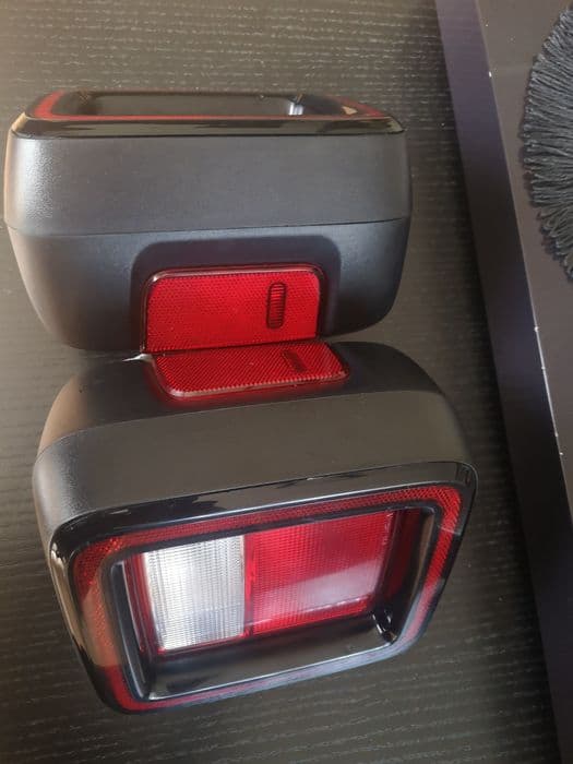 Lampy tył tylne jeep Wrangler JL