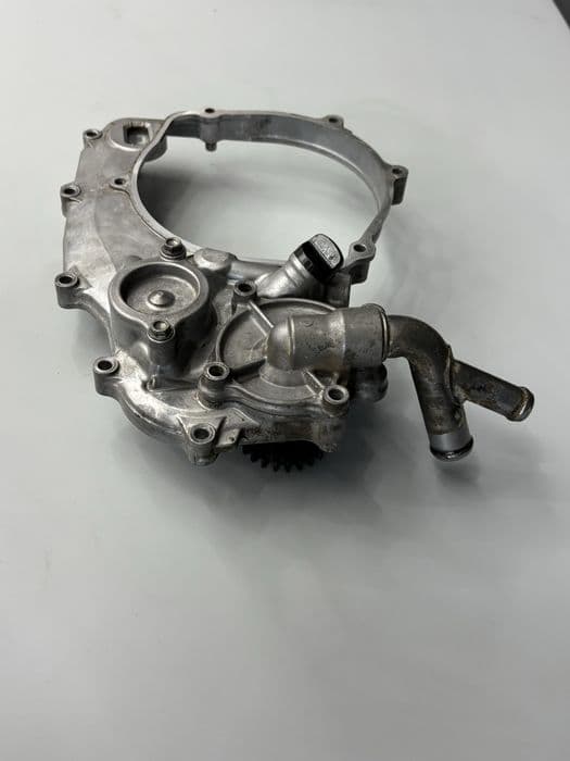 Pół Karter Ćwiartka Dekiel Sprzęgła HONDA CRF250 R 18-26