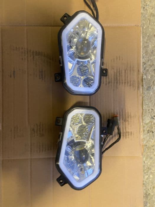 Lampa prawa lewa ledowa polaris scrambler 1000S polaris sportsman 1000