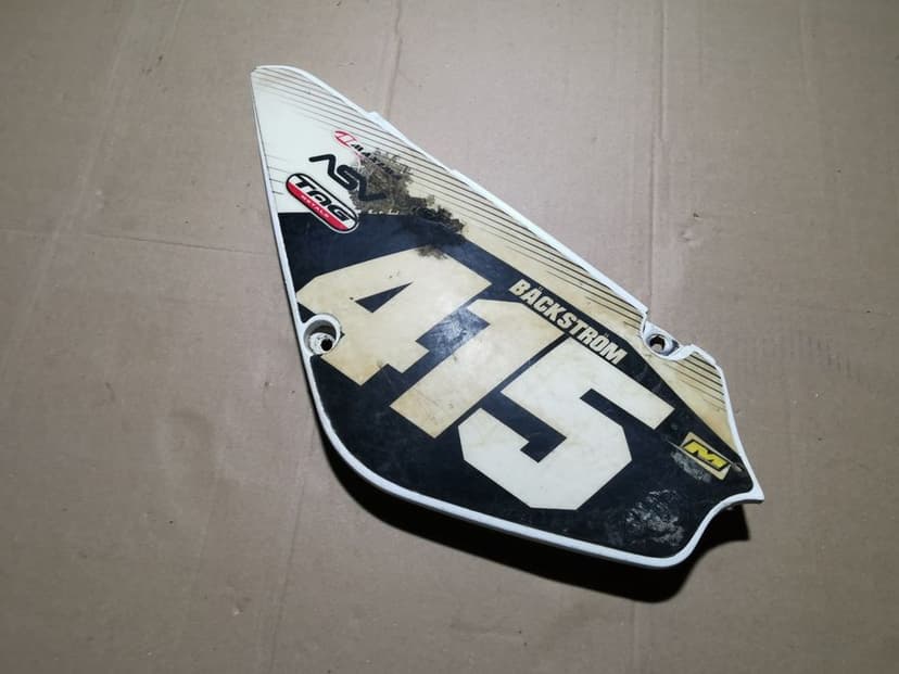 Suzuki RM 85 osłona owiewka bok tył prawa panel obudowa