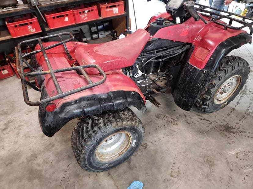 Komplet Plastików błotnik Honda TRX 350 części serwis Kartery wał tłok