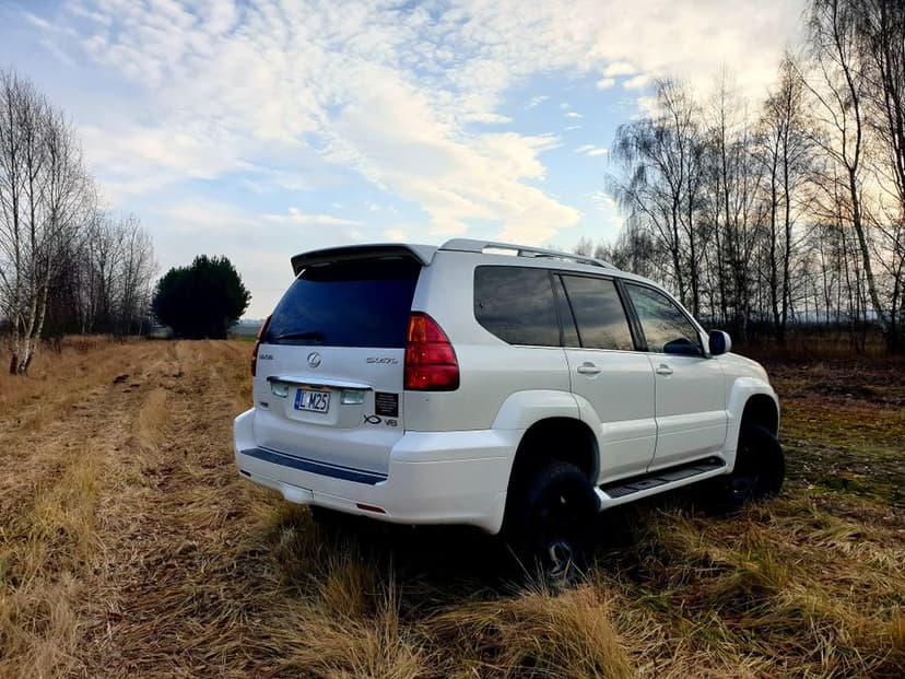 Lexus GX 470 na bazie Toyota  land Cruiser