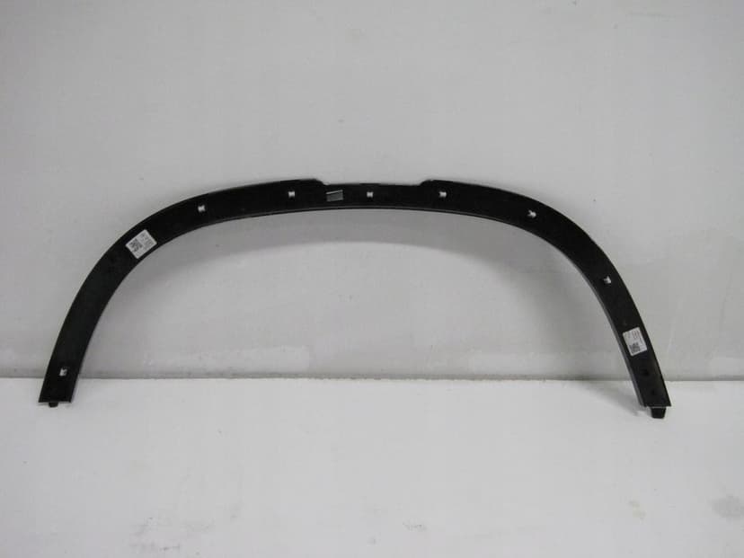 LISTWA BŁOTNIKA PRZEDNIA PRAWA LAND ROVER DEFENDER L8B2-16A074-BB