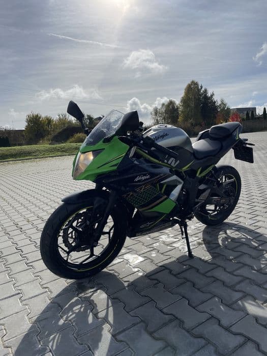Kawasaki Ninja 125 BX125A