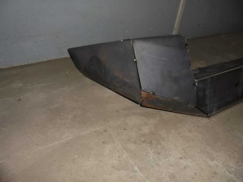 Zderzak Nissan Patrol Y 61 Tył w częściach Off-Road