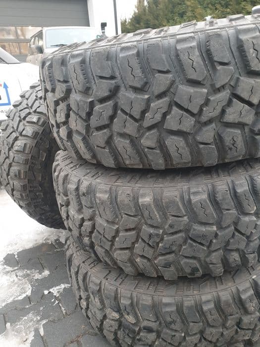 Koła Opony 35x12.5 r16 5 sztuk Discovery felgi 6x139.7 STT PRO nissan patrol 315/75r16