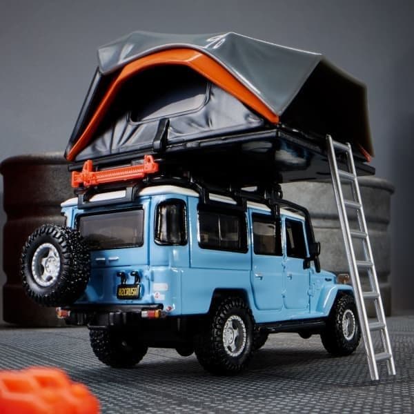 Hot Wheels Elite 64 Toyota Land Cruiser  FJ45 1982 Mod Shop