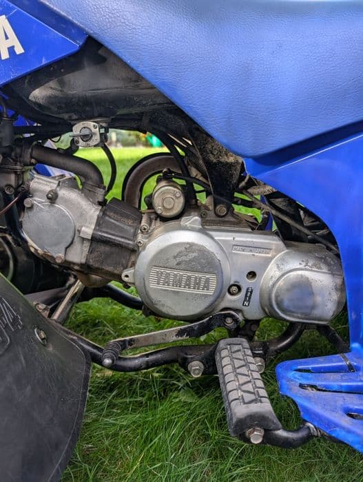 Niebieski quad Yamaha badger yfm 80 2001