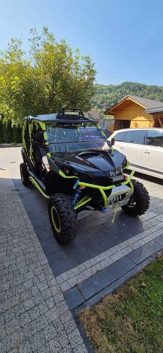 Can-Am Maverick Maxx 1000R Turbo