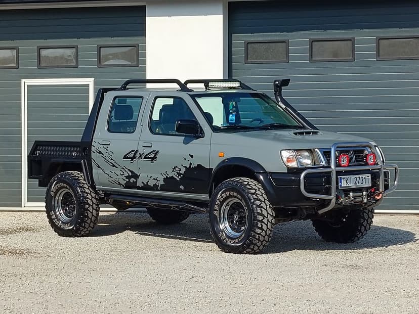 Nissan Navara Terenowy ładny stan