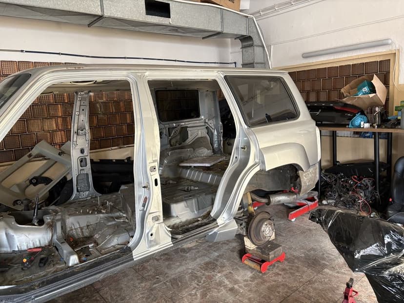 Nissan patrol y61 04r karoseria