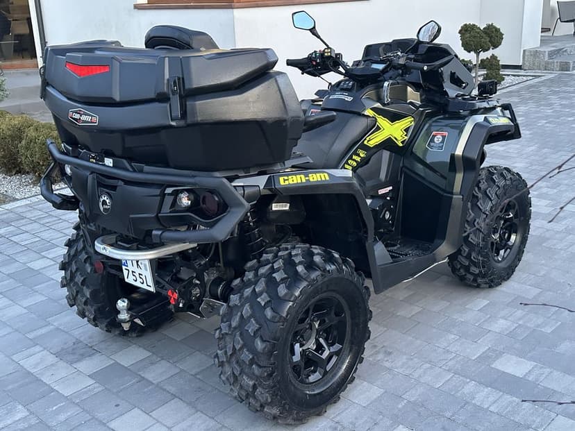 Can Am Outlander 1000 Max Salonowy bogato doposażony