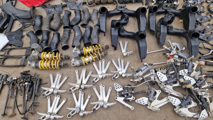 Yamaha YZF 600 R6 półka zacisk czujnik przekaźnik przełącznik wąż set