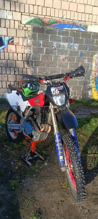 Cross  Husqvarna