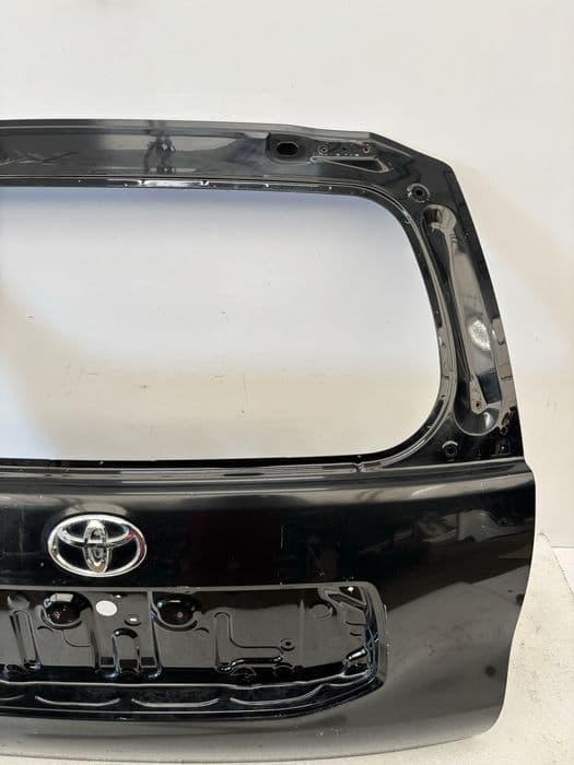 Toyota Land Cruiser 150 J150 klapa tył tylna bagażnika pokrywa