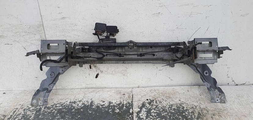 land rover discovery sport l550 fk72-00208-ae pas przedni przód