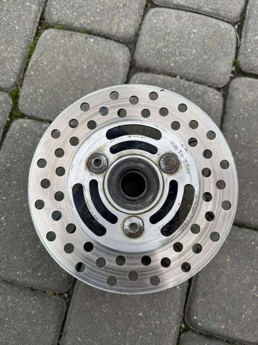 Suzuki LTZ 250 / 400 piasta przod tarcza hamulcowa 2003-2010