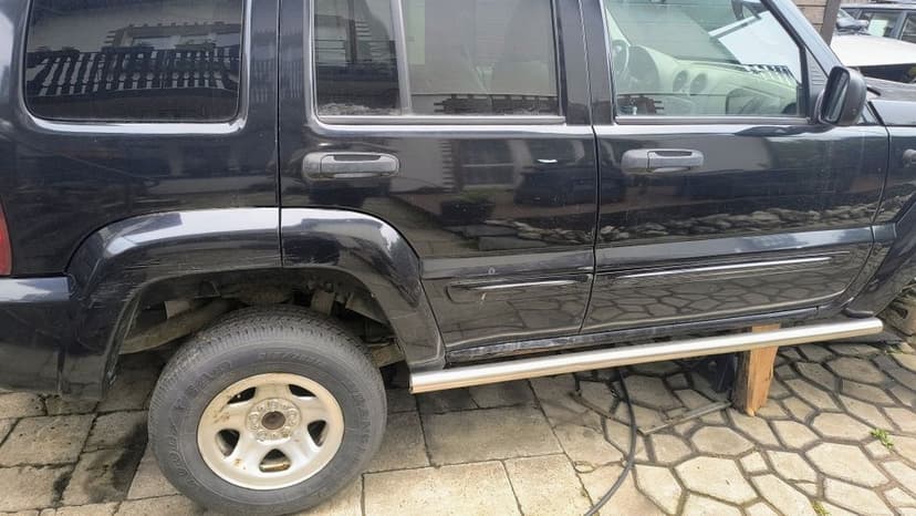 Most dyfer przedni jeep Cherokee Kj liberty 3,7 2002r