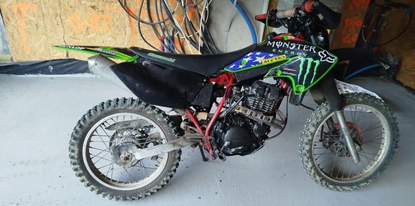 Yamaha xt 350 rok  1997 tt ,yz ,yzf remont