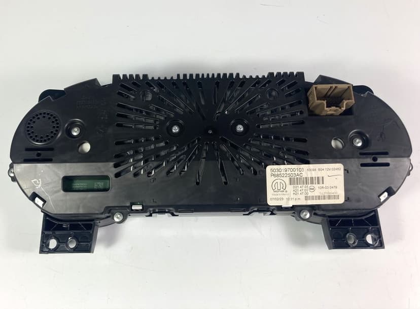 Jeep Wrangler JL zegar licznik prędkościomierz 2022-23