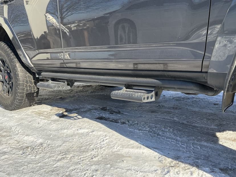 Progi stopnie boczne toyota 4runner TRD