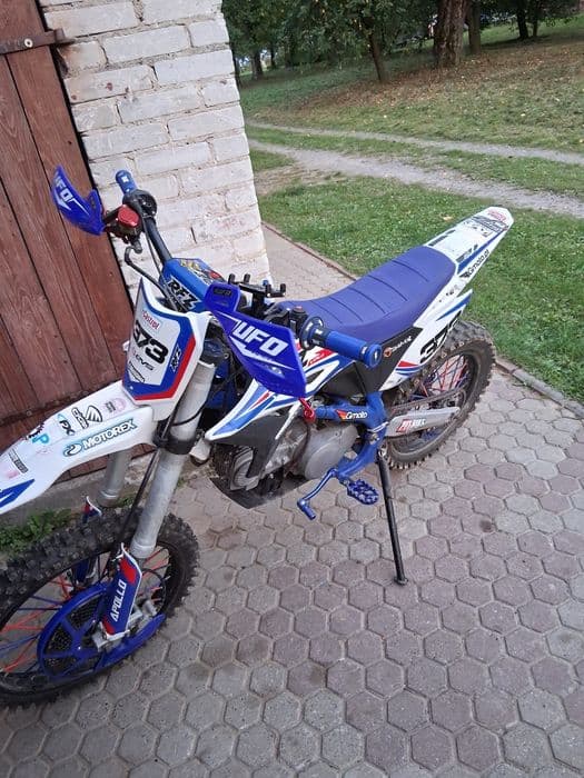 Witam sprzedam crossa RFZ 140